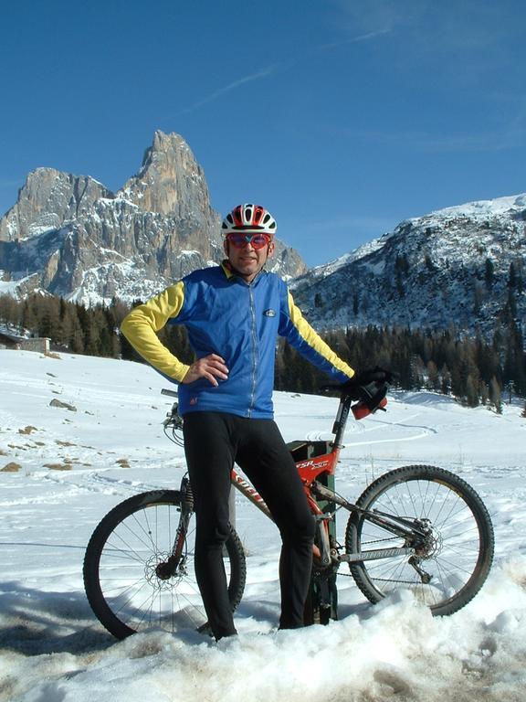 Hotel Montana Pozza di Fassa Eksteriør billede